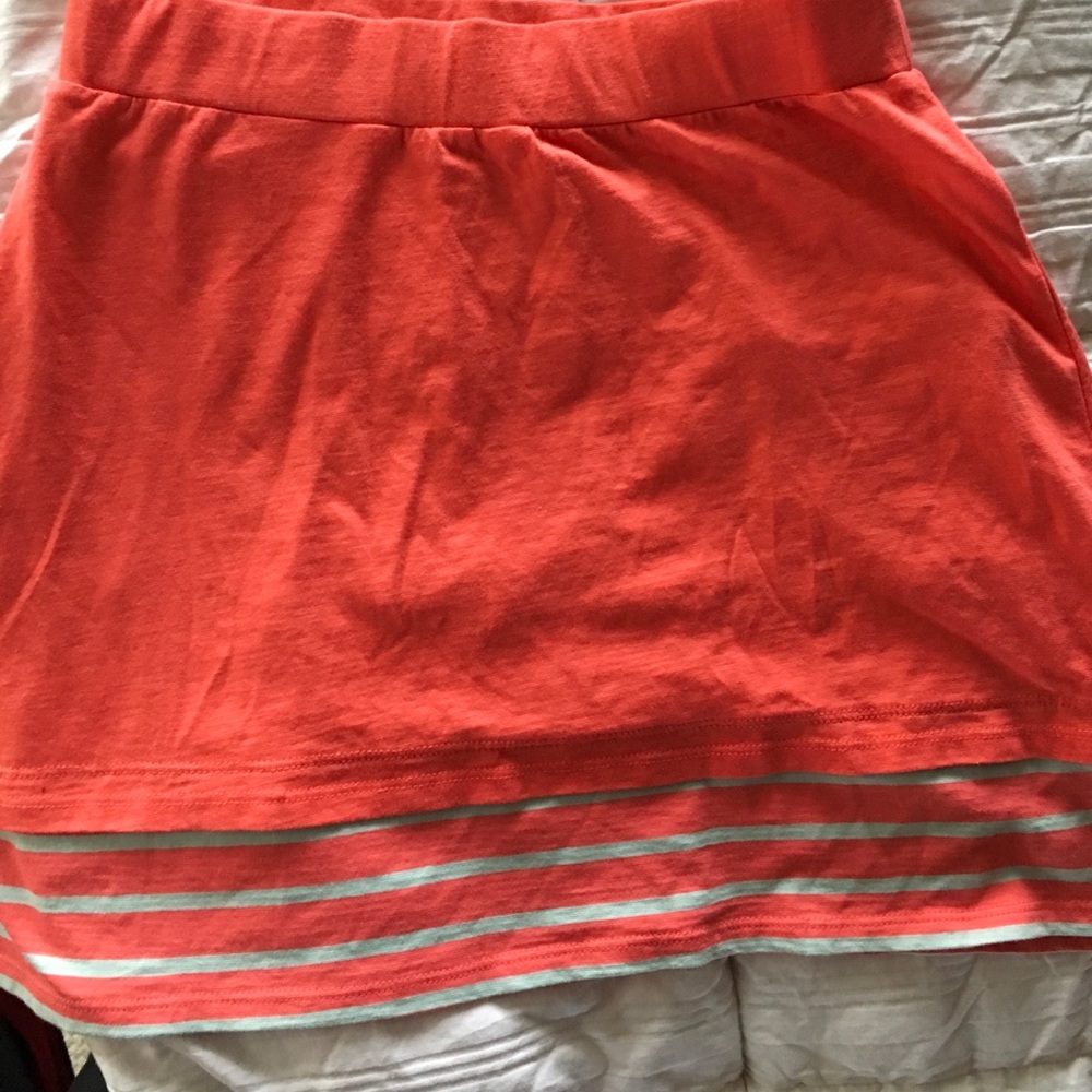 Poppy colored Horny toad skirt